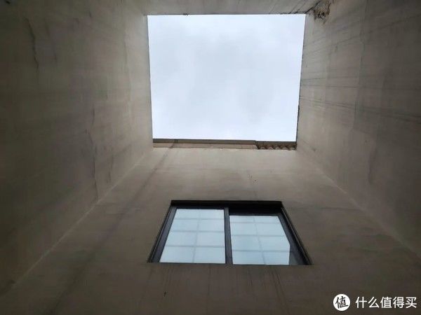 衣帽间|装完500㎡别墅的感悟:300W改造的不止是房子,还有三代人的生活