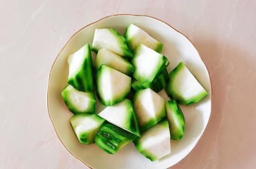 宁可不吃肉，女儿也要常吃它，直呼太鲜了，就着米饭连吃两大碗