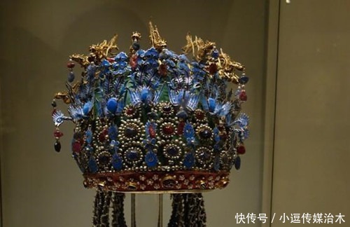 九凤冠|明代一座陵墓中,出土了四件禁止展览文物,得到一件便能富甲一方