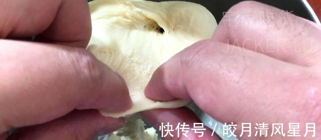 网红牛奶乳酪包，松软甜蜜，口感香醇，制作简单，超级好吃！