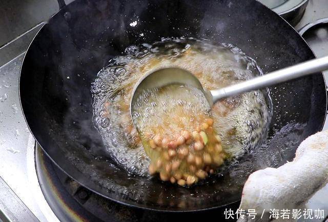  必备|下酒菜必备，这样做香菜花生，散发浓浓香味，好吃又入味