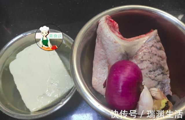 豆腐和此绝配，焖一焖鲜香嫩滑，做一锅连汤汁都不剩，便宜又营养