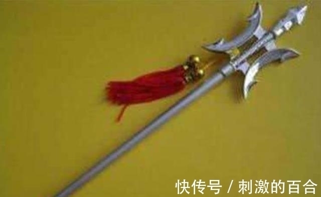 五虎将&水浒中此人手提方天画戟，两次击败呼延灼，若上梁山必入五虎将