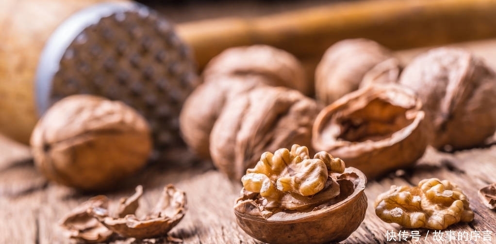 睡眠是最好的补药?睡不着的人,平时多吃3种便宜货,失眠不会来