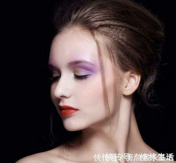 艺术|画风粗野奇特的2幅油画,让裸体画家明白绘画艺术追求的是韵律美