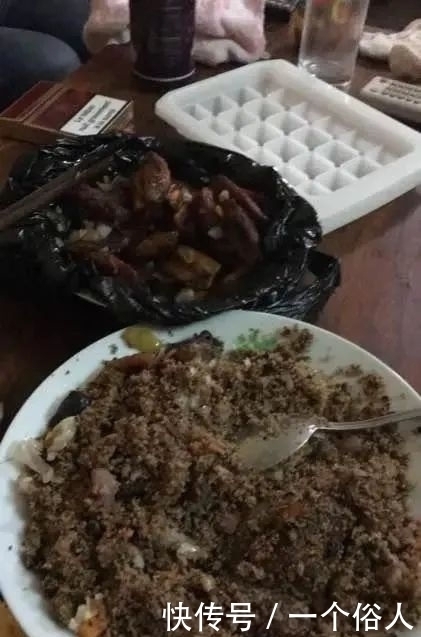 我在非洲的苦逼生活,替老板管黑人,一斤青菜卖40元,牛肉卖8块