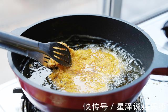 咔呲|教你自己在家炸猪排,方法简单,外酥里嫩,比炸鸡还好吃