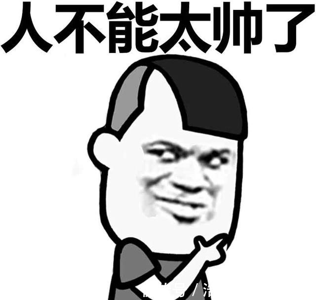 |幽默笑话一月前整理衣柜,我发现衣服堆里藏着个纸盒子