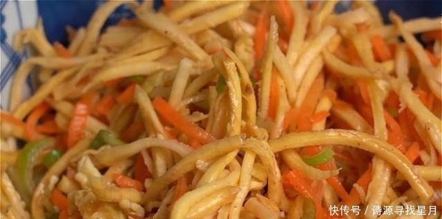 面片|玉米面这样做真好吃，一擀一煎，5分钟出锅，连吃一个月都不腻