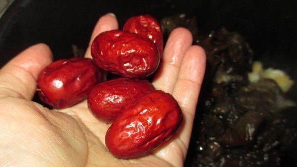 家人|这菜千万不能隔夜吃，吃多了相当于吃慢性毒药，看了赶紧告诉家人