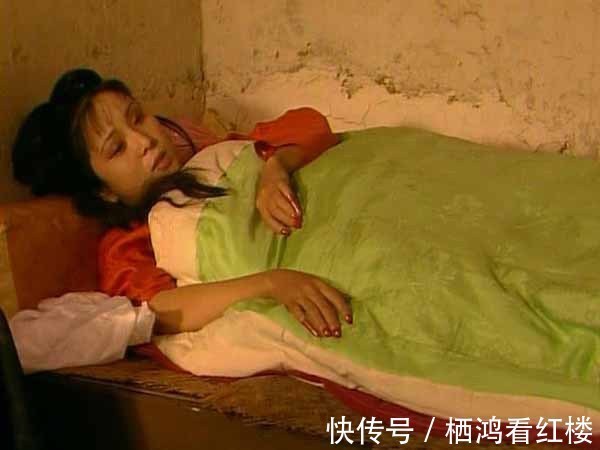 芳官四儿|晴雯被赶出去时病了,为什么宝玉不给他找大夫?原因很简单