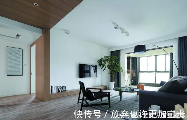 装修|113平天然温润的原木遍布整个区域,深受年轻一族的追捧