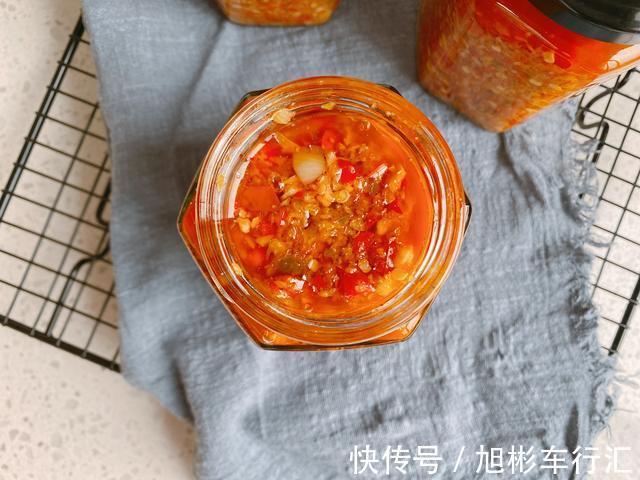 辣椒|自制蒜蓉辣椒酱，掌握3点，不长白花耐保存，蒜香浓郁拌啥都香