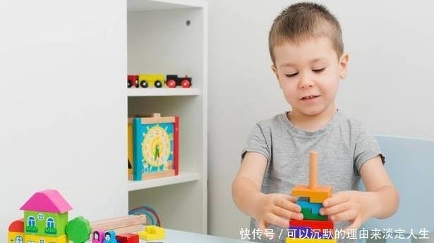 能变|孩子读书就能变聪明？真正能促进娃大脑发育是玩具游戏