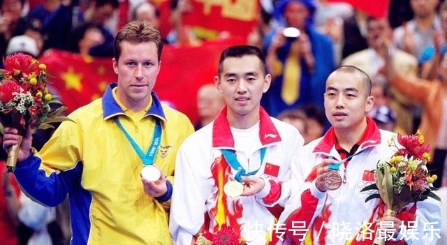 瓦尔德内尔|重回国乒?孔令辉公开露面,46岁仍精神十足,球迷:执教孙颖莎吧