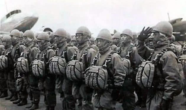 掩护|抗日名将差点被活捉,排长为掩护他被斩首,他在日军眼皮底下藏着