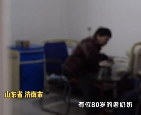 老伴|80岁奶奶为老伴网购纸尿裤，5年后店主接到电话以后用不到了