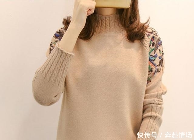 建议大家:逢年过节穿这几种颜色的毛衣,配外套,时髦百搭又美嫩