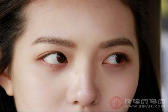 单眼皮怎么变双眼皮