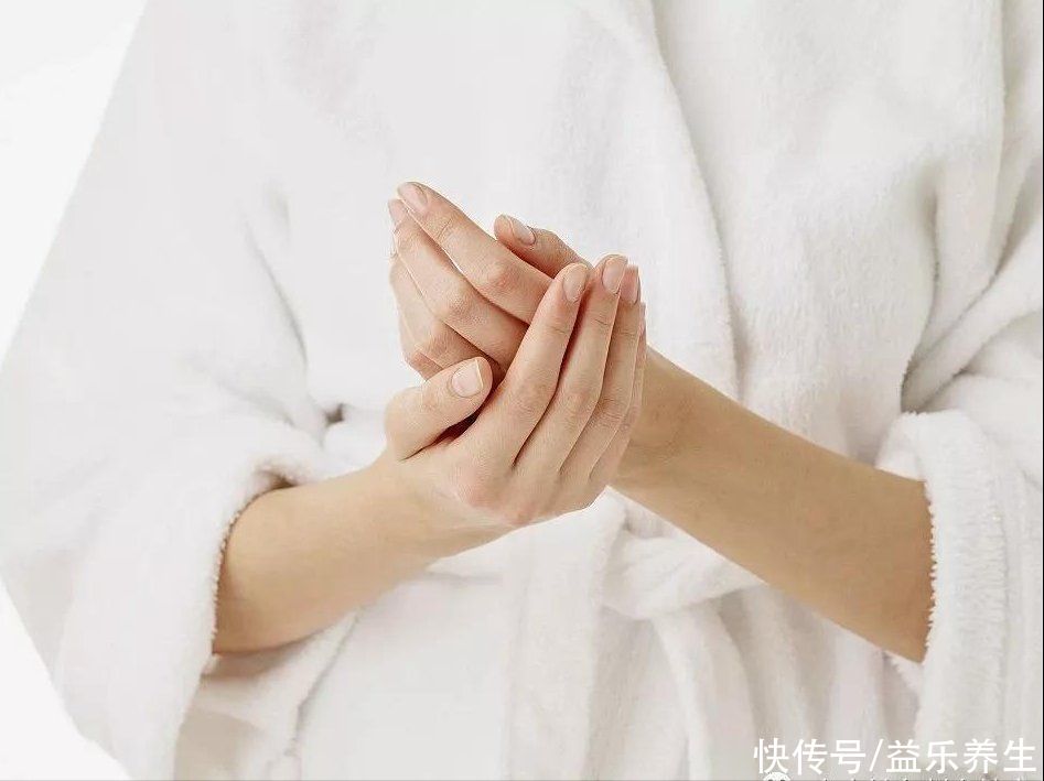 指甲|中医一绝:每晚搓指甲,坚持一个月,竟有意想不到的奇效