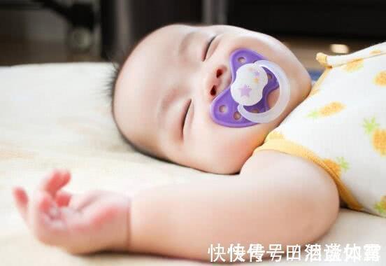 脑瘫|宝宝三种怪举动要注意,可能是“脑瘫”前兆,家长别忽视