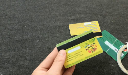 礼品卡|家里有废旧银行卡的别扔,不知道的亏大了,快找出来