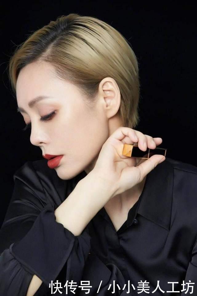 女人脸上有这几个特征,是天生的“冻龄脸”,老了也是一枝花