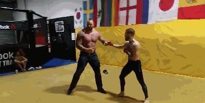 健身|健身和习武练出的肌肉像黄牛和老虎那真的太低估大块头了