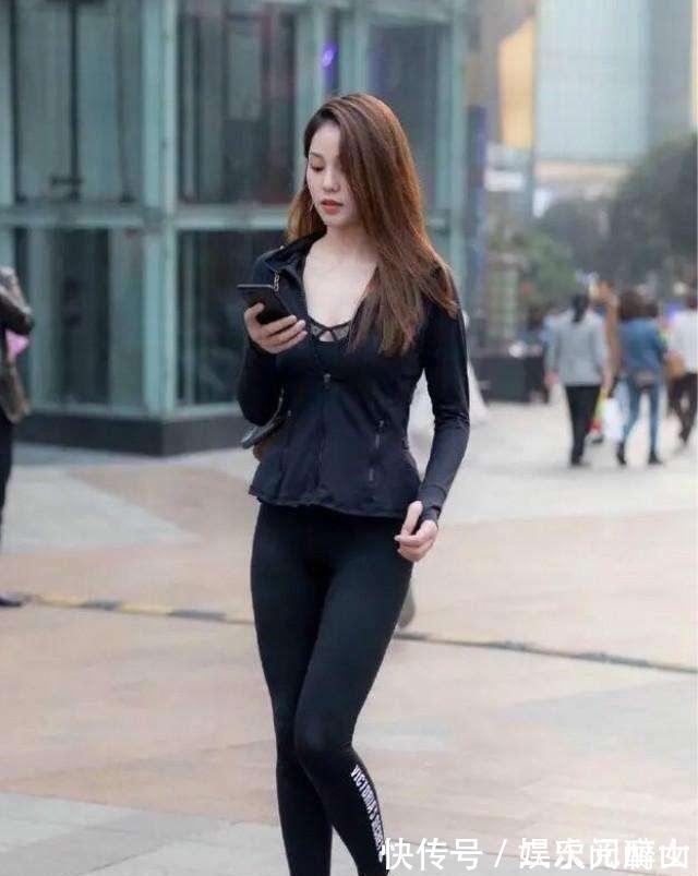 装扮 自由随性的瑜伽裤装扮不失优雅魅力,穿出自我个性,曼妙动人!