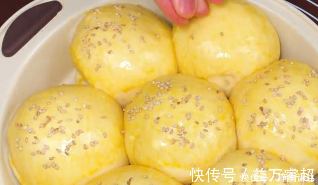 松软|面包学会这种做法,家里有烤箱都用不上,松软又拉丝,比买的好吃