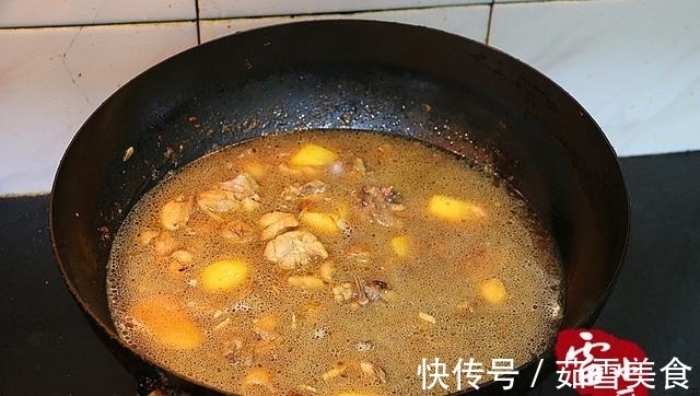 土豆|土豆别再炒丝了，像我这样烧，味道比鸡肉好！