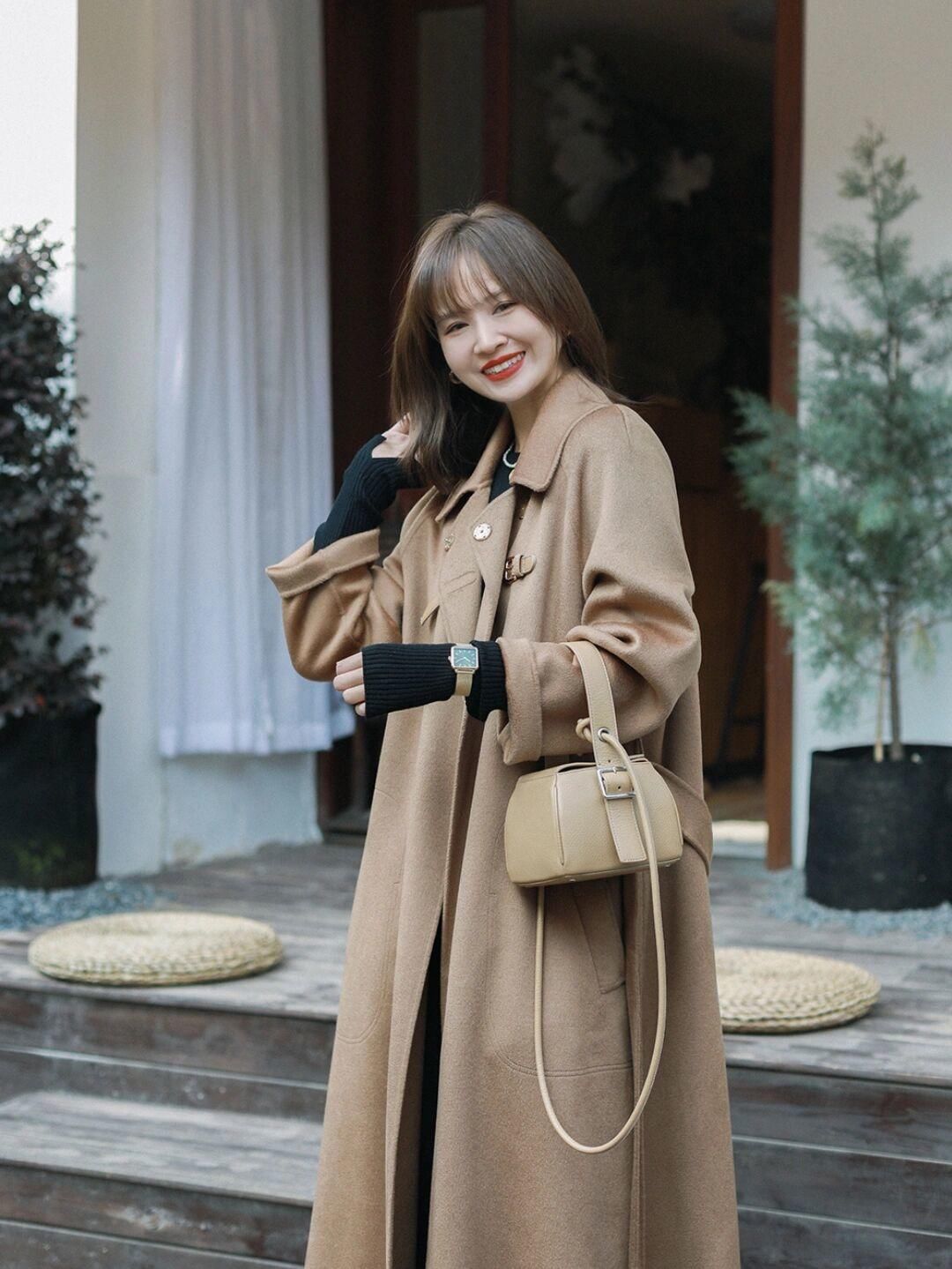 博主|基础色大衣太单调？分享4个流行色的搭配，穿上让你美美地过冬天