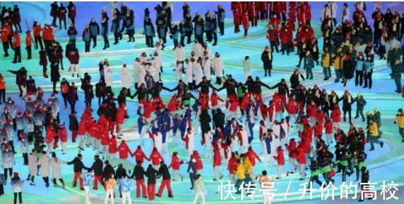 北京冬奥会|18万人点赞!荷兰美女运动员穿中国队服,做法令人肃然起敬