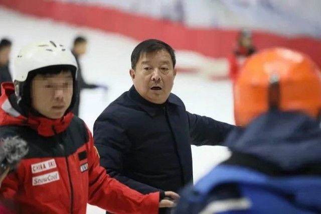 孩子@不会滑雪，却报名特奥会！“胆大”校长带领残障孩子演绎“冰雪奇缘”！