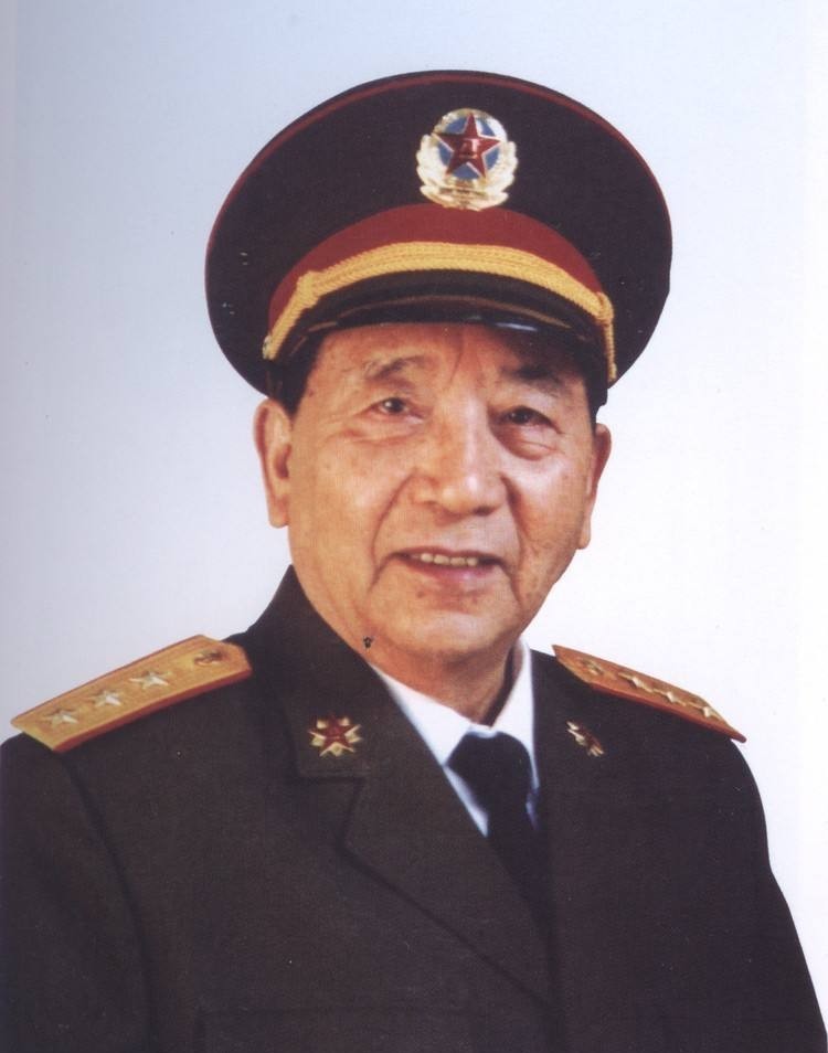 授予|中野十虎将，1955年授予何衔，担任何职