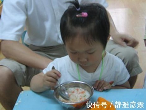 儿科|孩子积食爱“趴睡”儿科医生这4个原因没跑,家长别不在乎