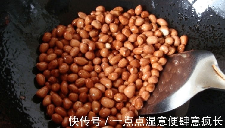 血脂|吃炸花生会升高血脂？医生：无知，不想血脂“飙升”，3种下酒菜要少吃