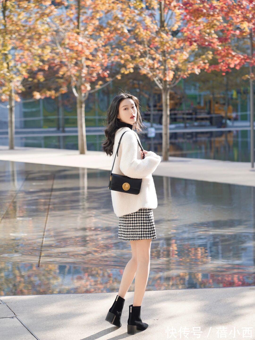 纯白色|冬天穿啥保暖又时髦?有这5款“羊羔毛外套”就够了,全身暖洋洋