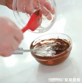 奶油|学会在家做黑王子蛋糕，再也不用出门买了