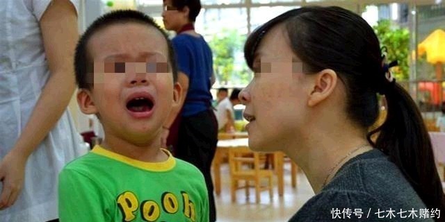 女孩|“孩子小,喝你一口奶茶咋了”宝妈无理护短,女孩我有肺结核