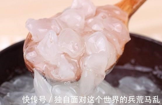 蜂王浆|女人刚过40老太快 医生建议 多吃这6种碱性食物, 补充雌激素!