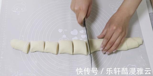 馒头|不醒发就能做的牛奶小馒头，奶香松软，一口一个停不下来