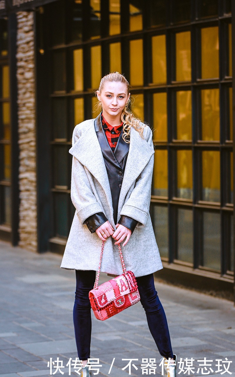 穿搭能够|街拍:时尚其实就像空气一般潜移默化的存在在我们身边