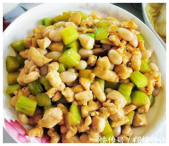 美食推荐仔姜河鱼、黄瓜炒鸡丁、黄瓜炒猪肝、蒜蓉剁椒蒸豆腐