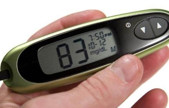 苦瓜|天然“胰岛素”是此，糖尿病患者多吃4种食物，帮助稳定血糖！