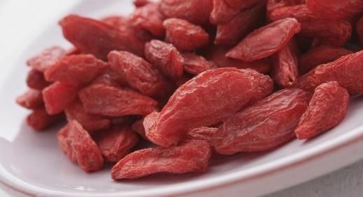 糟蹋|10人泡枸杞,8人白糟蹋!3个“陷阱”劝你早知,难怪感觉效果平平