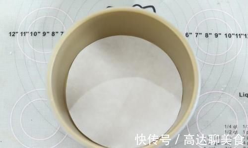 清流|在芝士蛋糕中算是一股清流,对蛋糕的回缩有很大的帮助,轻芝士蛋糕