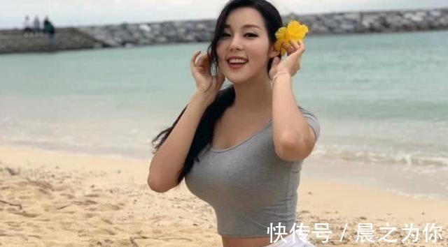 身材|95后宝妈晒娃,自己却走红,腰臀比例让人羡慕,S身材太完美了!