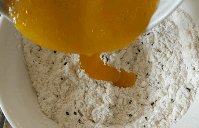 健康|宝宝出牙期烦躁,教你制作营养健康的南瓜磨牙棒,香香甜甜真好吃