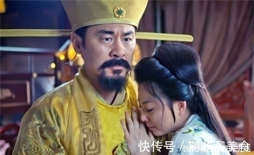 双鳌|熊孩子爬上龙椅玩耍,皇帝:上面好玩吗?男孩妙答6字,顺利继位